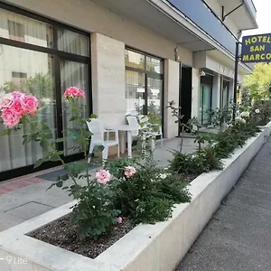 https://hotel-san-marco-arezzo.it-tuscanyhotel.com